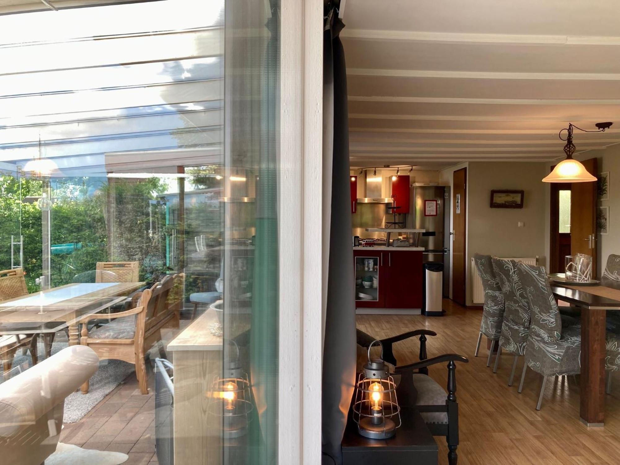 אנג'ום 4 Pers Holiday Home Hilla With Winter Garden In Front Of The Dike Directly On The Lauwersmeer מראה חיצוני תמונה