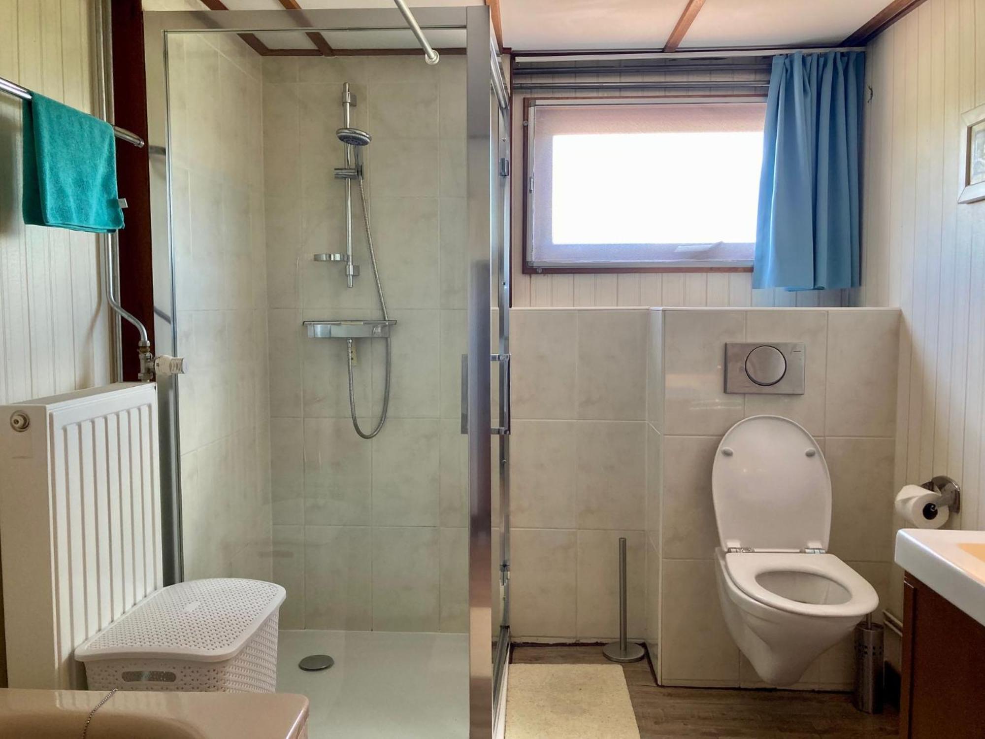 אנג'ום 4 Pers Holiday Home Hilla With Winter Garden In Front Of The Dike Directly On The Lauwersmeer מראה חיצוני תמונה